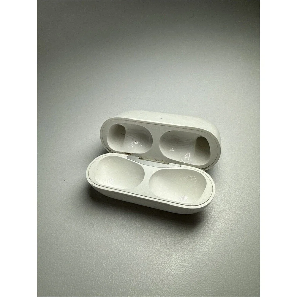 Apple AirPods Pro 1st Gen Replacement Charging Case  Genuine A2190